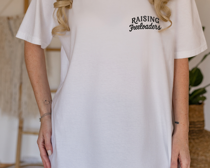 "Raising Freeloaders" – The Ultimate Parent Survival Tee